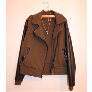 bobi Moto Jacket with leather sleeves 🖤